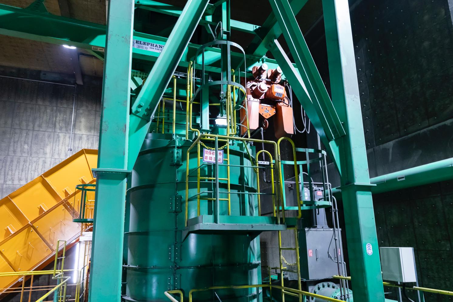 冷蔵庫の破砕機 | Make New Magazine「未来の定番」をつくるために、パナソニックのリアルな姿を伝えるメディア