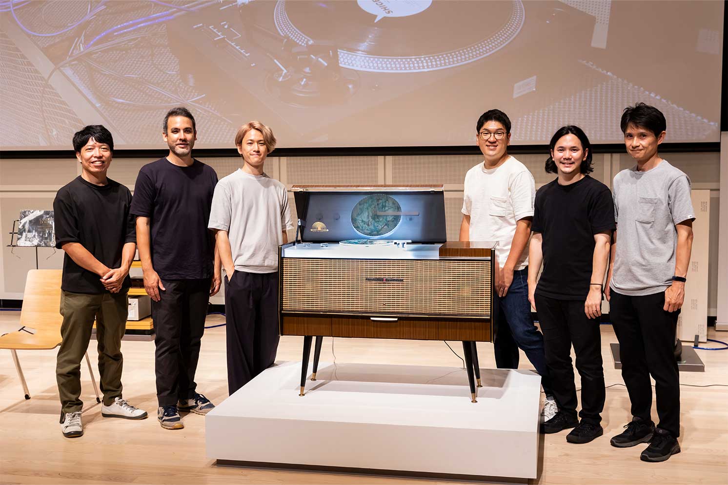 パナソニックのデザイナー集団「FUTURE LIFE FACTORY」のメンバー | Make New Magazine「未来の定番」をつくるために、パナソニックのリアルな姿を伝えるメディア