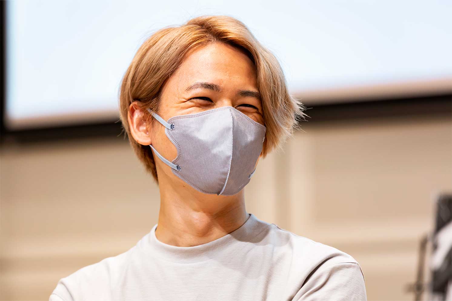 自身のレコード体験について話す鈴木慶太氏 | Make New Magazine「未来の定番」をつくるために、パナソニックのリアルな姿を伝えるメディア