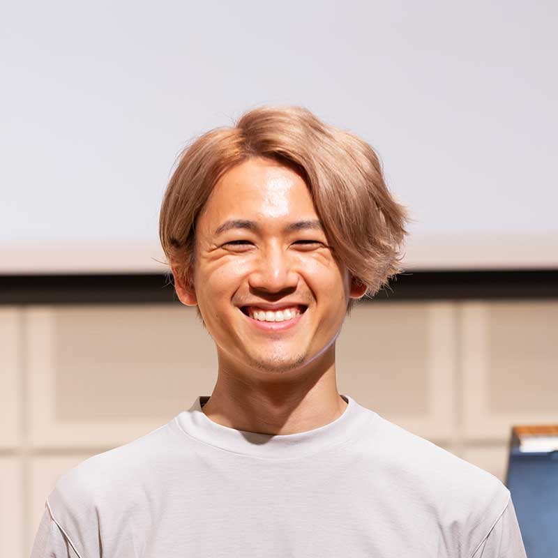 デザイン本部 FUTURE LIFE FACTORY デザインエンジニア 鈴木 慶太氏 | Make New Magazine「未来の定番」をつくるために、パナソニックのリアルな姿を伝えるメディア
