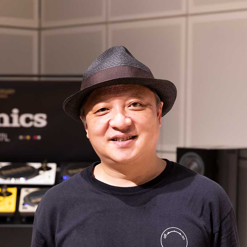 Technicsブランド事業推進室 国内営業課 課長 上松 泰直 氏 | Make New Magazine「未来の定番」をつくるために、パナソニックのリアルな姿を伝えるメディア